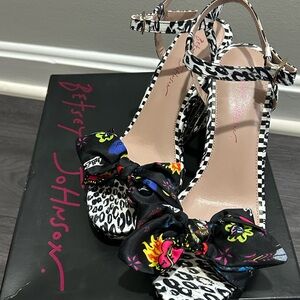 Betsey Johnson Black and White Checkered Heels with Floral Accents